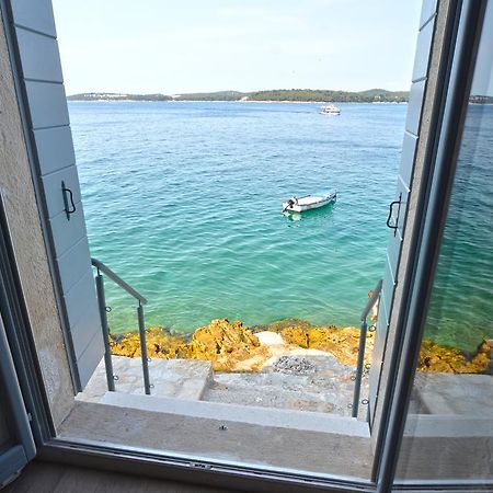 로비니 Arnolongo Sea View 아파트 외부 사진